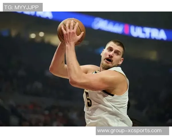 七年前的今天约基奇完美三双创下35分11板11助攻0失误的辉煌时刻