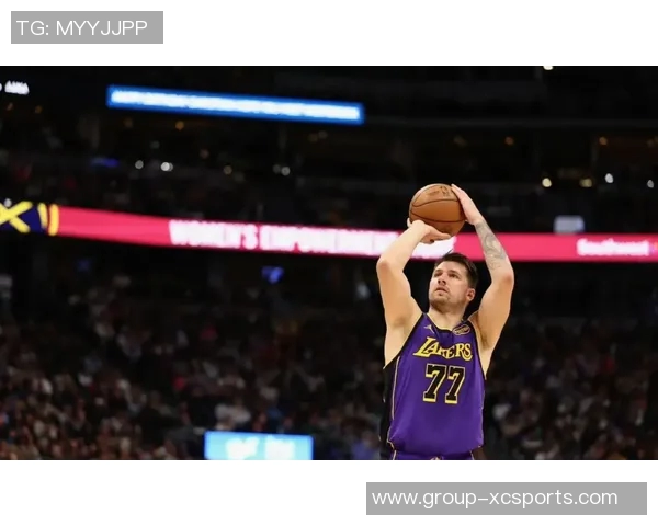 沃西称赞东契奇聪明能理解球队战术期待他与队友更好配合