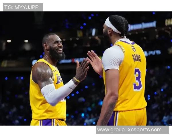 湖人赢球后论坛冷清如冰美球迷调侃湖蜜与勇蜜同样疯狂